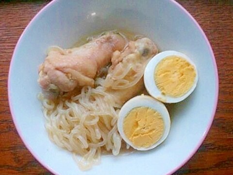 鶏手羽元と卵と糸こんの煮物